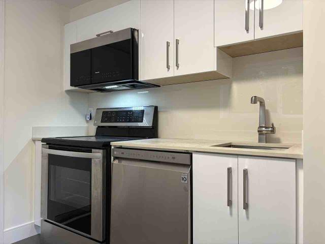 Apartment for rent in West Vancouver, British Columbia