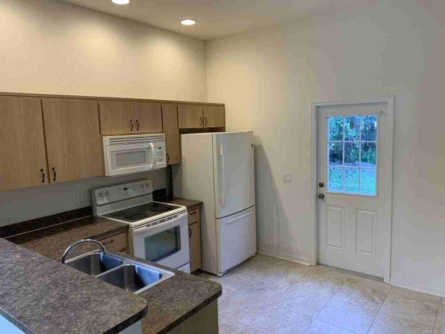 Apartment for rent in Land O Lakes, Florida