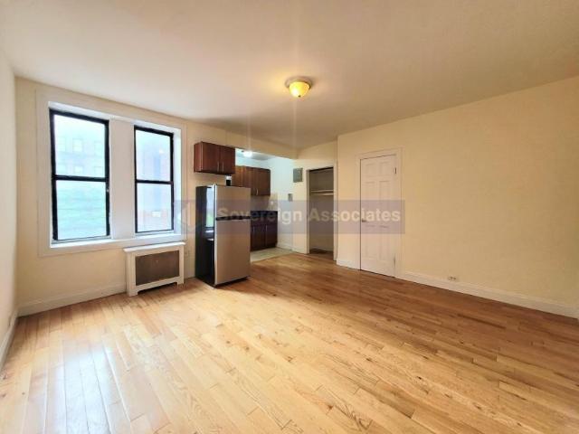 Apartment for rent in Arverne, New York