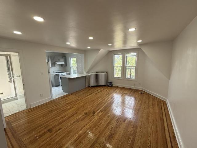 Apartment for rent in Glenwood, New York