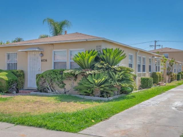 Apartment for rent in Canoga Park, California