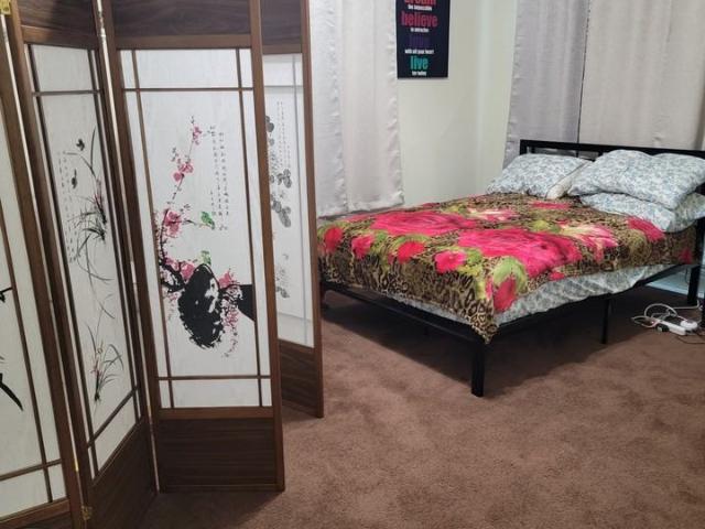 Apartment for rent in Canoga Park, California