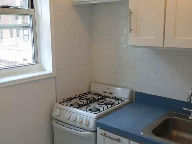Apartment for rent in Arverne, New York