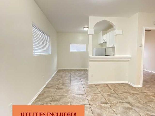 Apartment for rent in Long Beach, California