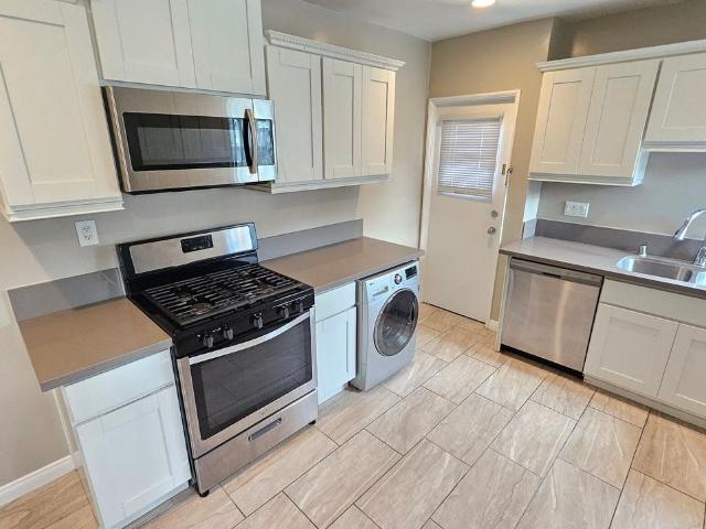 Apartment for rent in Canoga Park, California