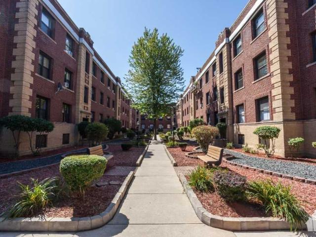Apartment for rent in Chicago Park, Illinois
