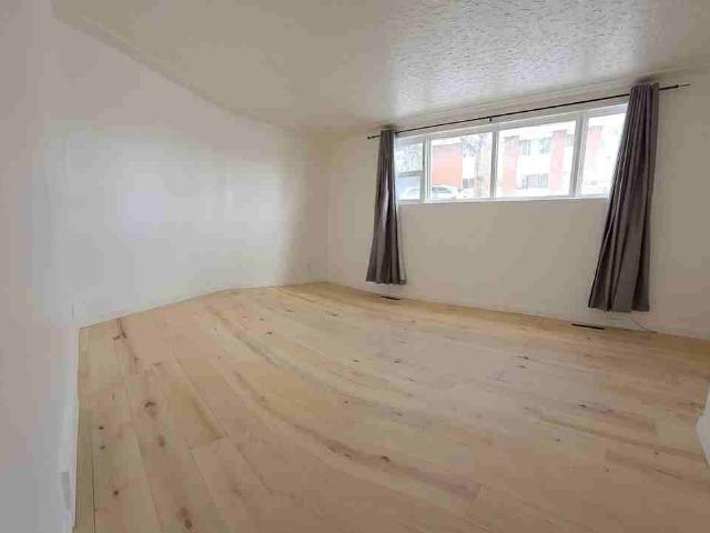 Apartment for rent in Wedgewood, Alberta