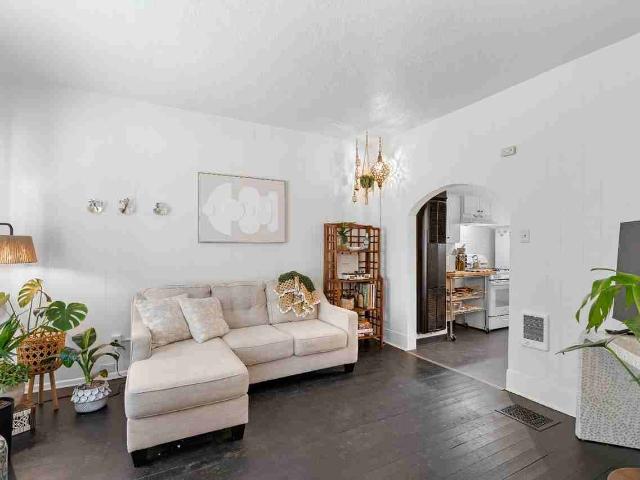 Apartment for rent in Clinton Court Apartments, Portland
