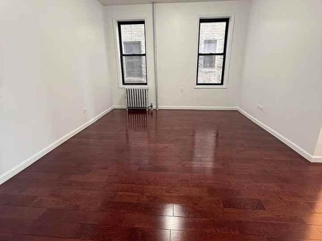 Apartment for rent in Arverne, New York