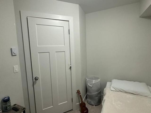 Apartment for rent in Surrey