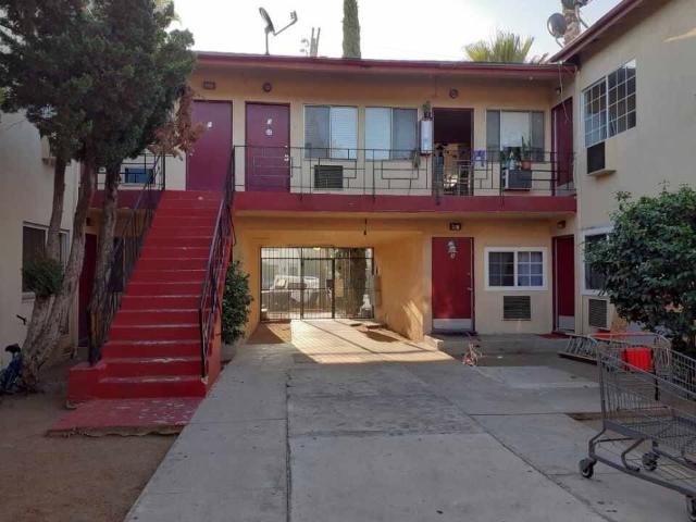 Apartment for rent in Canoga Park, California