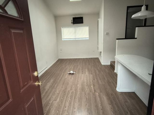 Apartment for rent in California