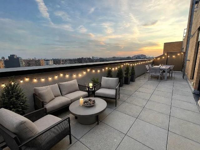 Apartment for rent in Arverne, New York