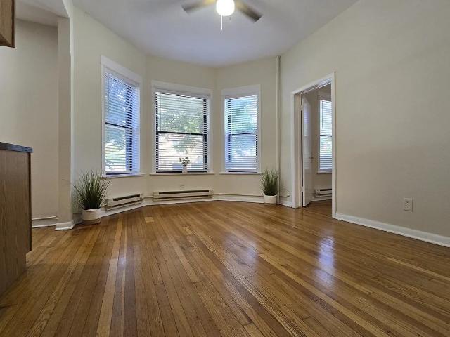 Apartment for rent in Chicago Park, Illinois