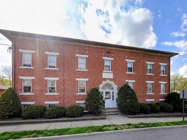 Apartment for rent in Akron, Summit County