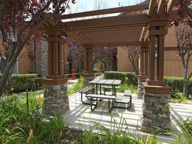 Apartment for rent in Simi Valley, California