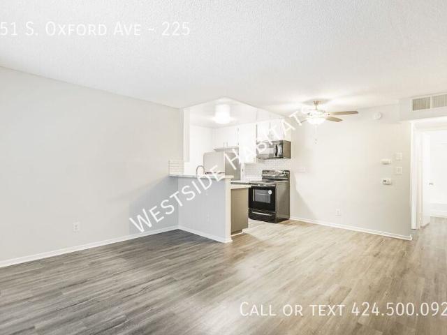 Apartment for rent in Canoga Park, California