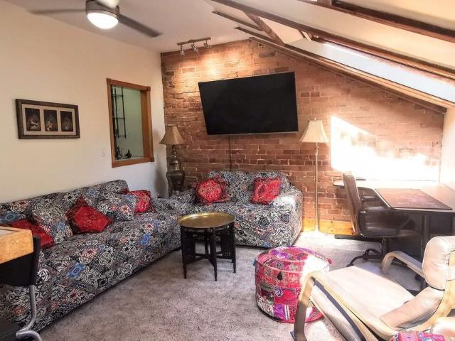 Apartment for rent in Kingston