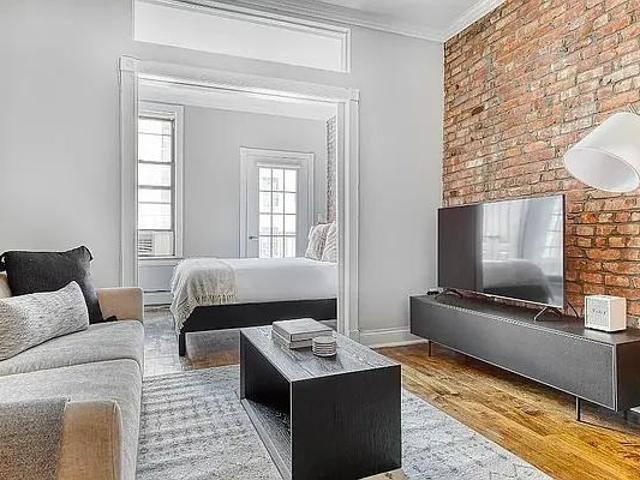 Apartment for rent in Arverne, New York