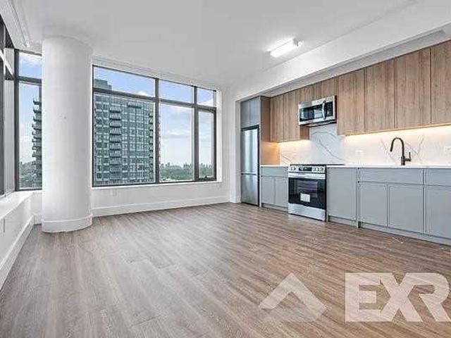 Apartment for rent in Arverne, New York