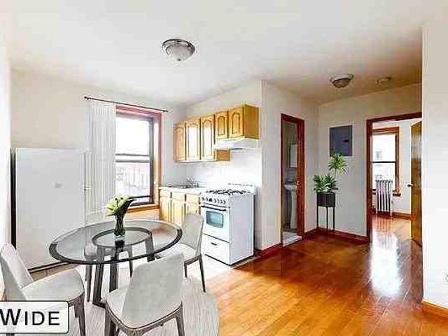 Apartment for rent in Arverne, New York