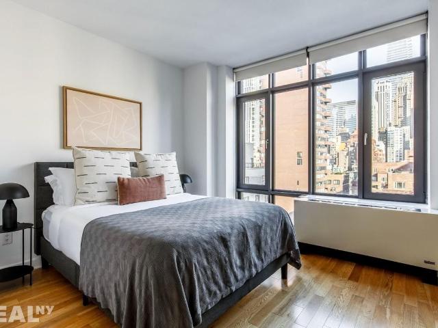 Apartment for rent in Arverne, New York