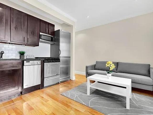 Apartment for rent in Arverne, New York