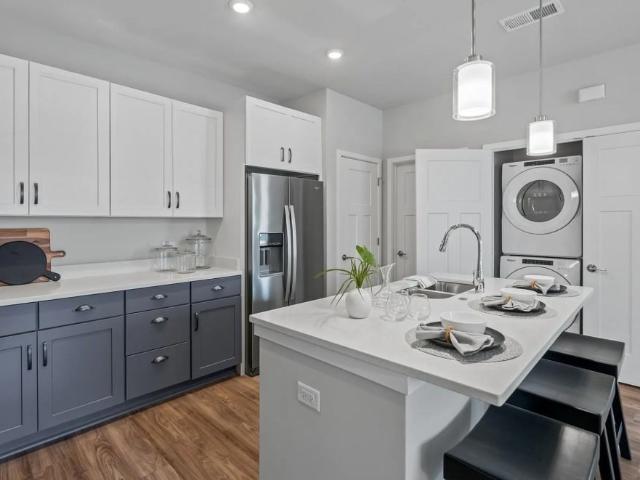 Apartment for rent in Hoffman Estates, Illinois