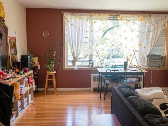 Apartment for rent in Chicago Park, Illinois