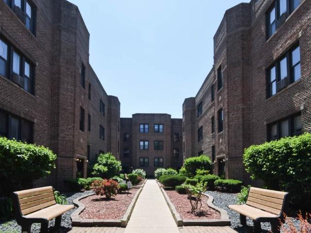 Apartment for rent in Chicago Park, Illinois