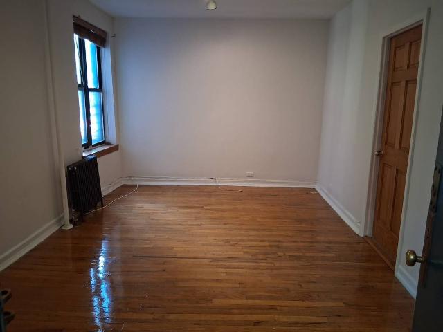 Apartment for rent in Arverne, New York