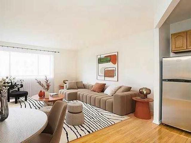 Apartment for rent in Arverne, New York