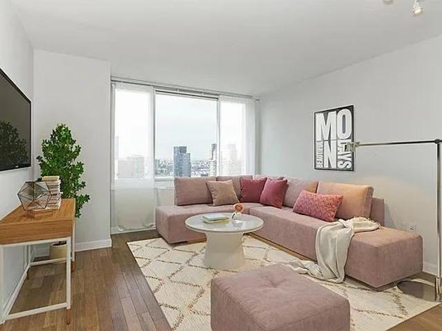 Apartment for rent in Arverne, New York