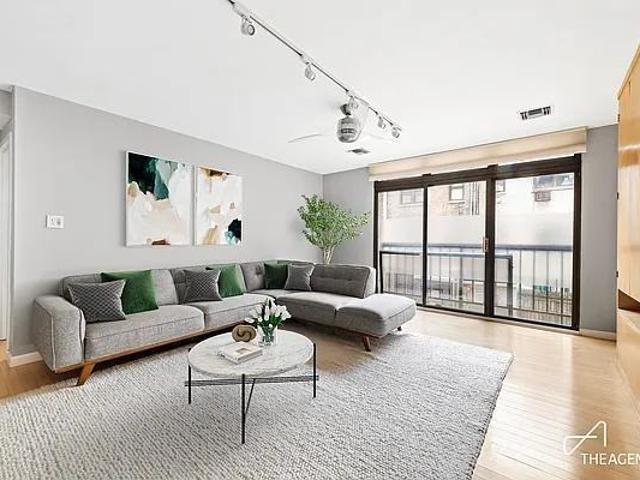 Apartment for rent in Arverne, New York