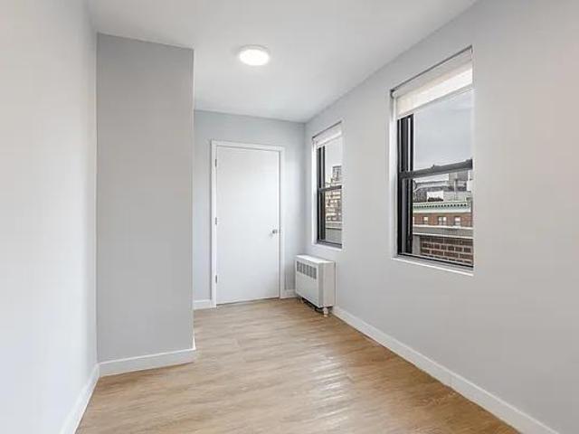 Apartment for rent in Arverne, New York