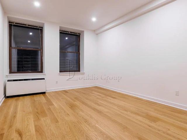 Apartment for rent in Arverne, New York