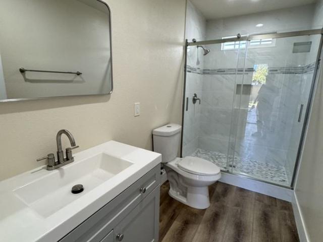 Apartment for rent in Huntington Beach, California