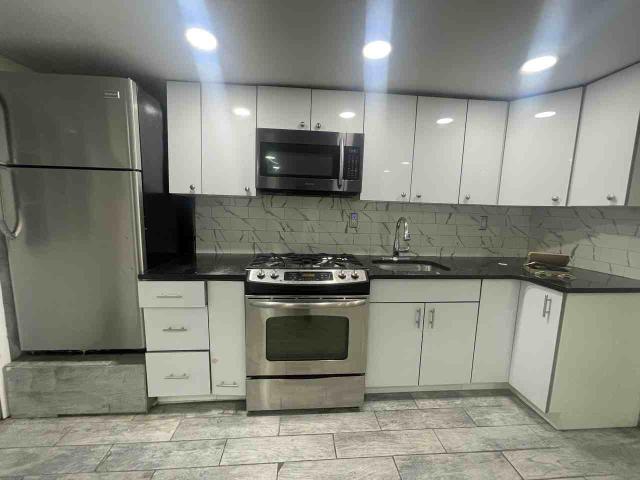 Apartment for rent in The Bronx, Arverne