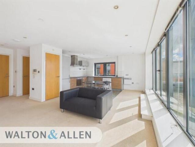 Apartment for rent in South Lane, West Yorkshire