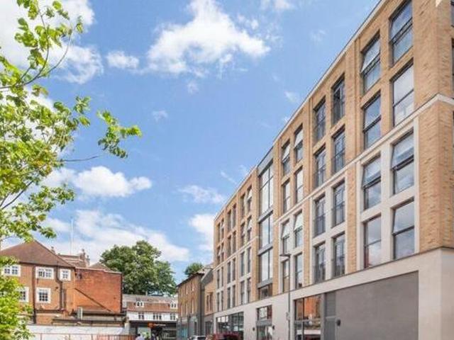 House for rent in Kingston Upon Thames, Greater London