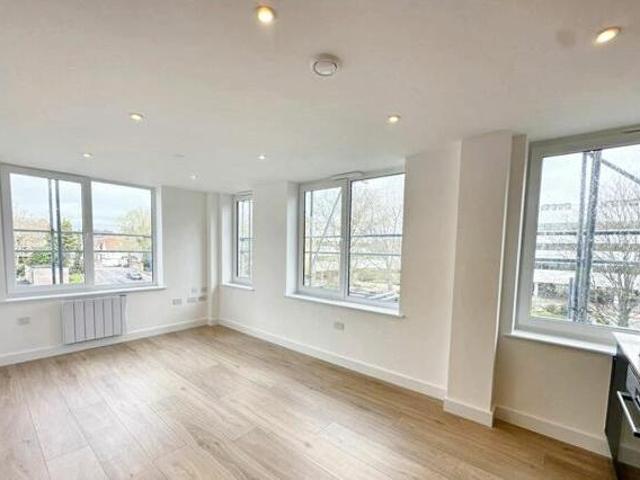 House for rent in Lyons, Greater London