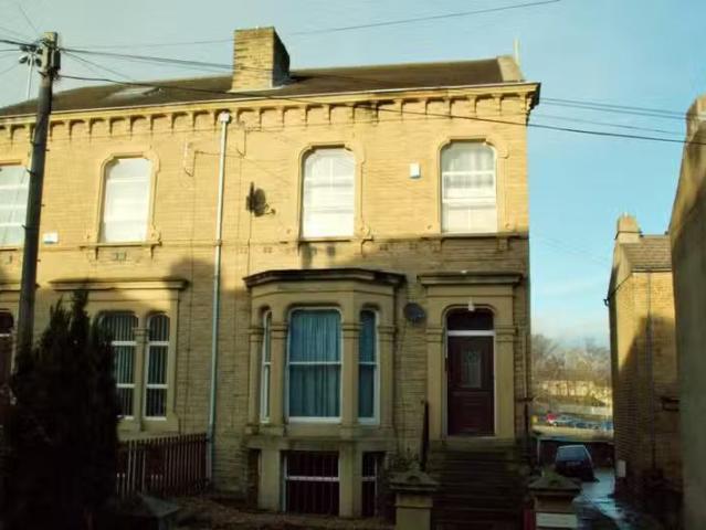 Apartment for rent in Highfields, Huddersfield