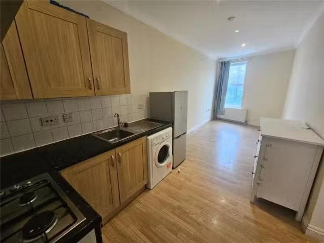Apartment for rent in London Borough of Croydon, Greater London