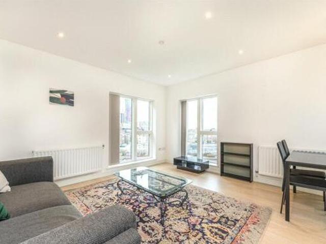 House for rent in Surrey