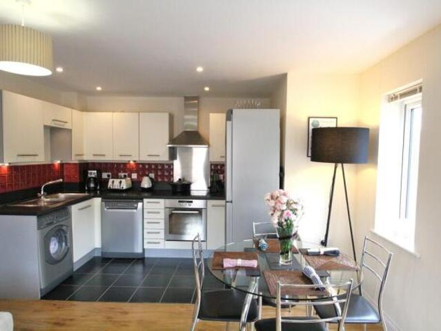 Apartment for rent in Ferndale, Sandown Park