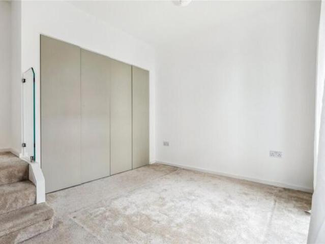 Apartment for rent in Cat Hill