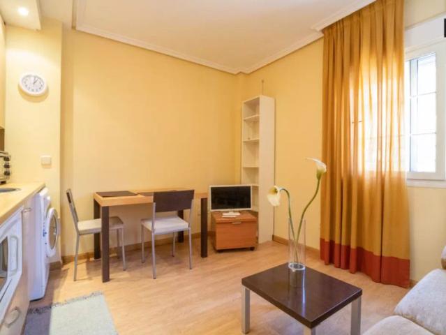 Apartamento en alquiler en Distrito II, Alcalá De Henares