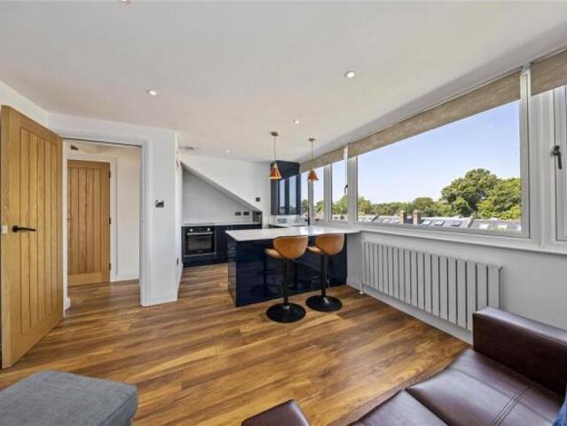 Apartment for rent in Twickenham, Greater London