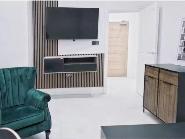 Apartment for rent in Chelmondiston, Suffolk