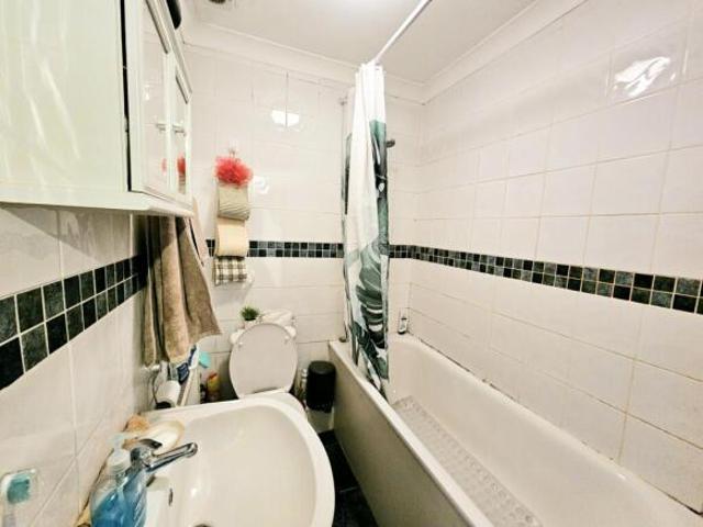Apartment for rent in Highgate, Greater London